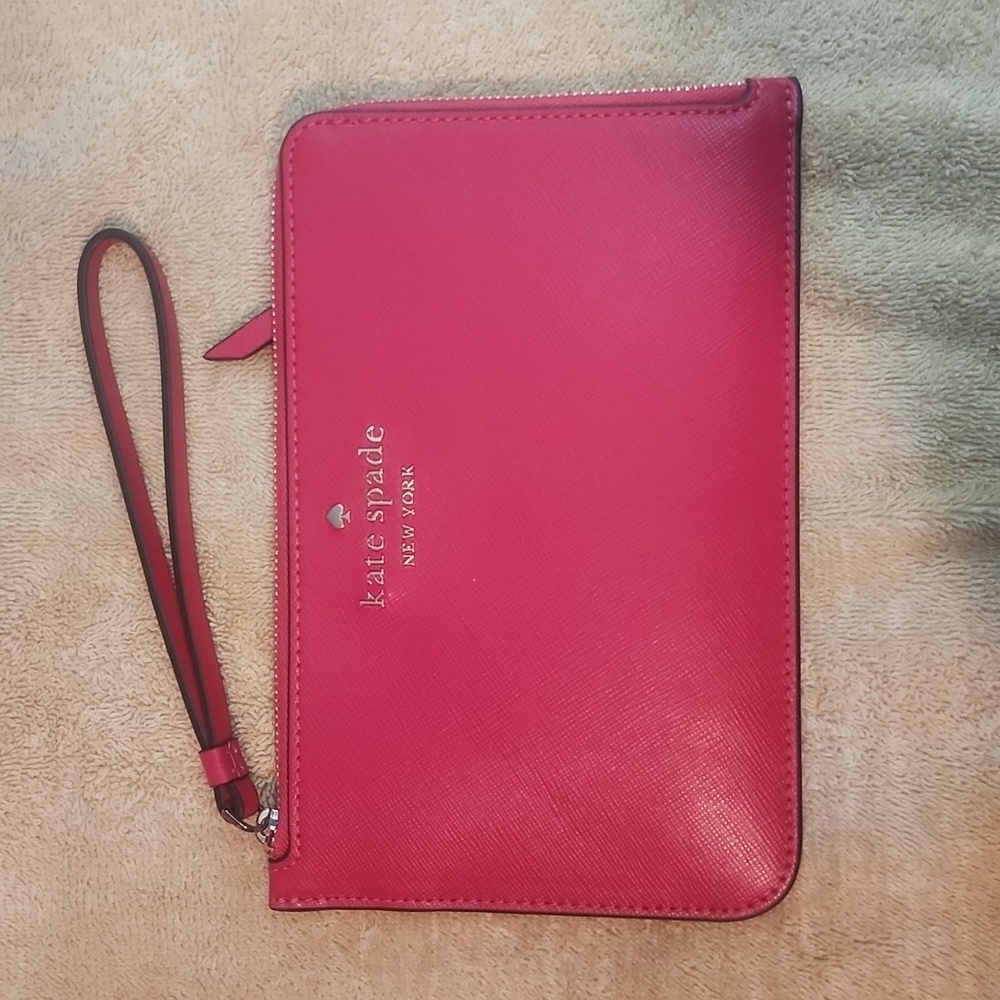 Kate Spade NWT L-zip wristlet